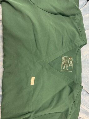 FIGS top XL